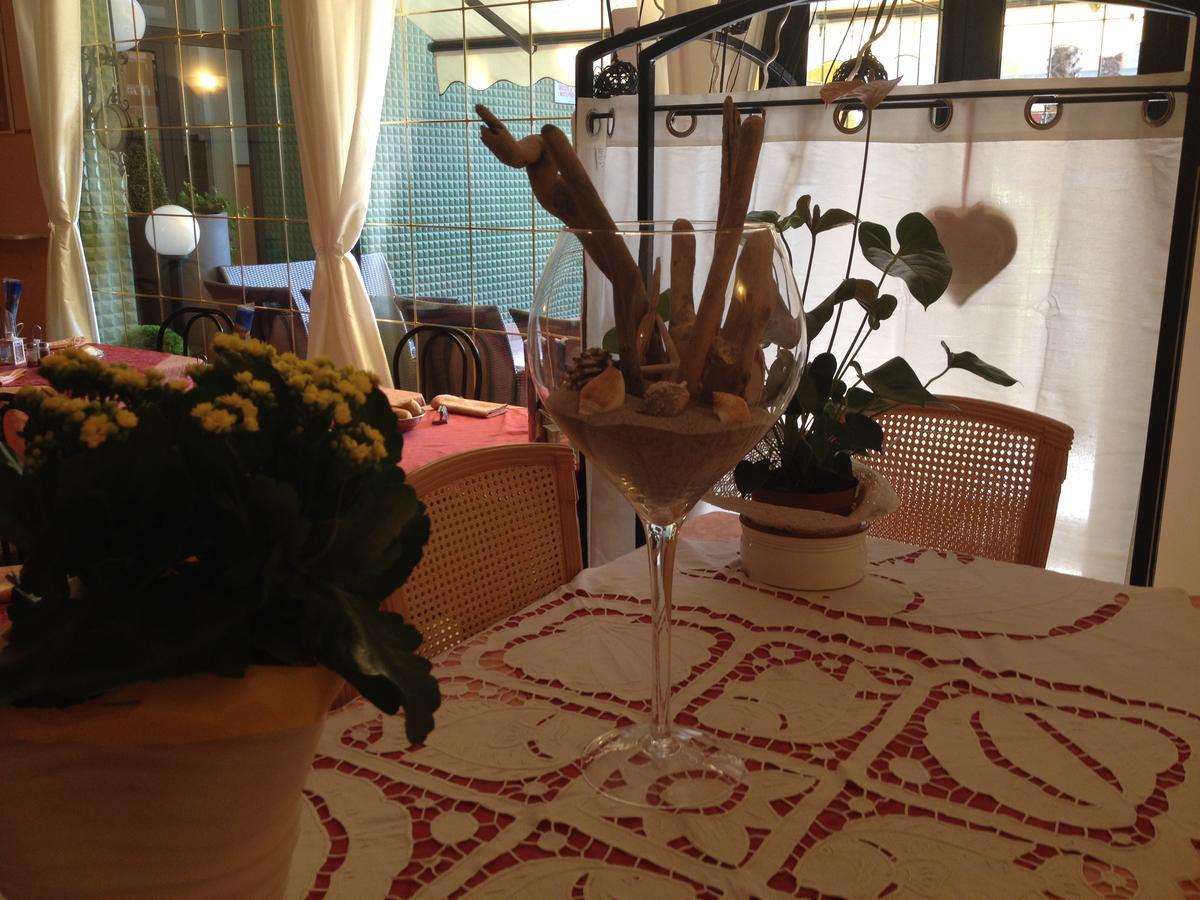 Albergo Glory Borghetto Santo Spirito Kültér fotó